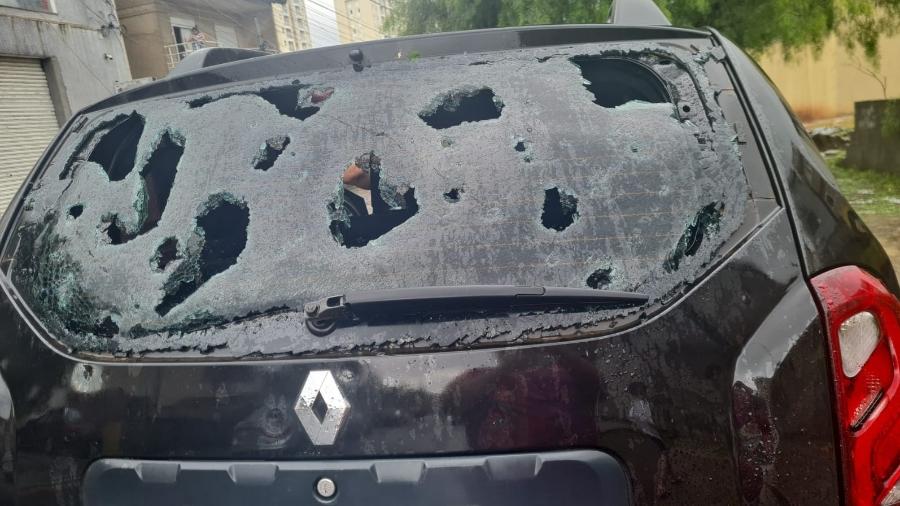 Chuva com granizo atinge São Paulo e causa alerta para alagamentos