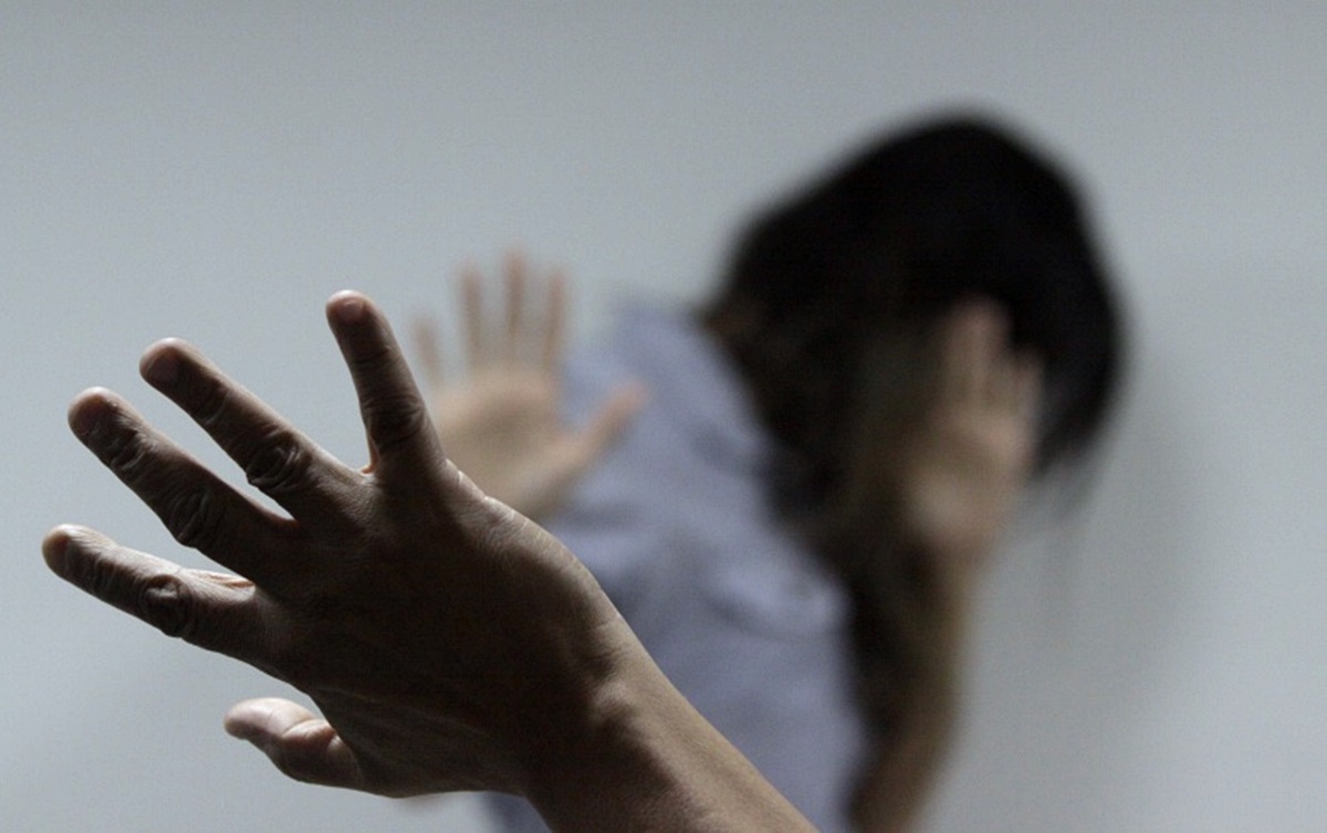 92% das agressões contra mulheres ocorrem diante de testemunhas, revela pesquisa
