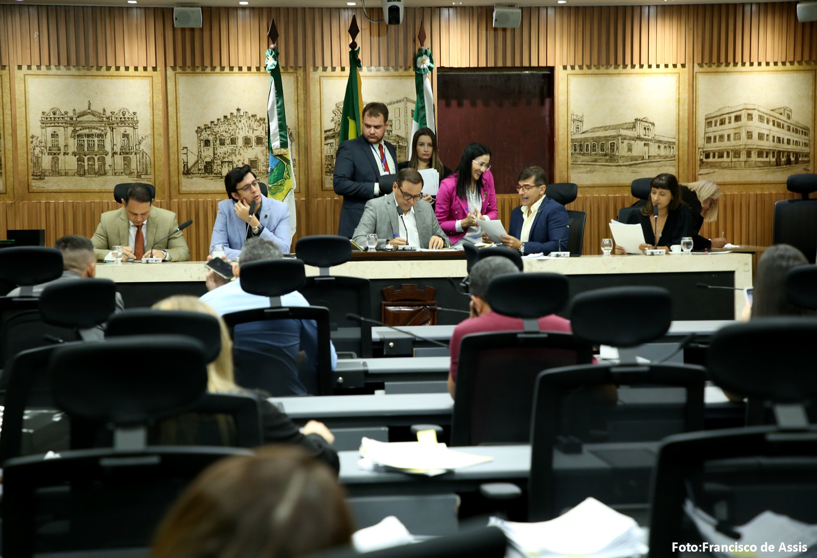 Comissão de Justiça da Câmara analisa 12 projetos e distribui 75 para relatoria