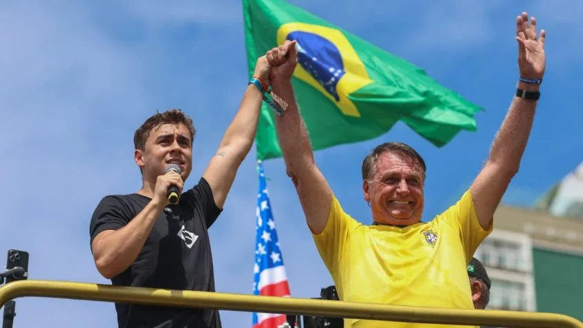 Moraes avalia pedidos de 20 aliados para visitar Bolsonaro em prisão domiciliar