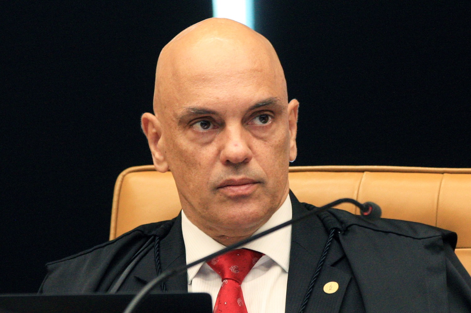 Decisão de Moraes ameaça paralisar investigações contra o PCC