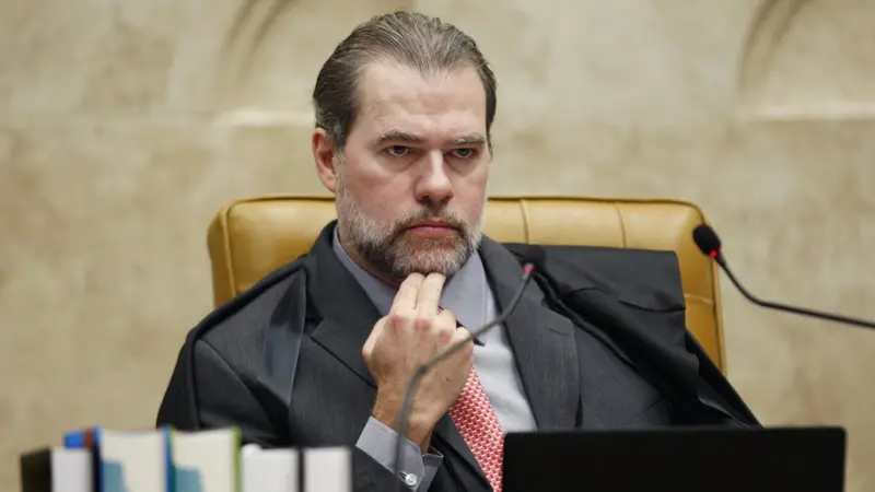 STF dá 10 dias para Câmara se pronunciar sobre PEC da Blindagem