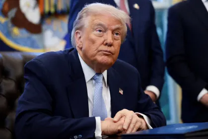 Trump quer remover benefícios de estrangeiros e reforça discurso contra imigração