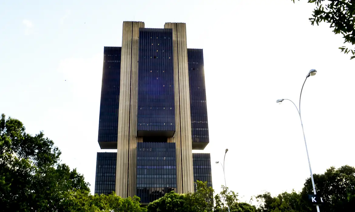 Banco Central anuncia regras para encerrar contas-bolsão usadas para lavagem de dinheiro