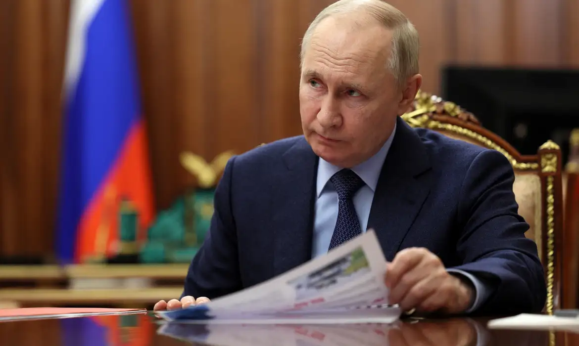 Comando militar russo afirma que Putin determinou ampliação de zona de segurança na Ucrânia em 2026