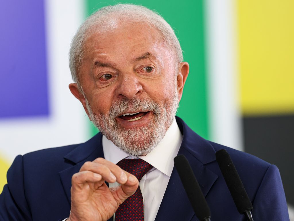 Lula confirma reajuste de 8% para servidores do Judiciário em 2026 e barra aumentos futuros