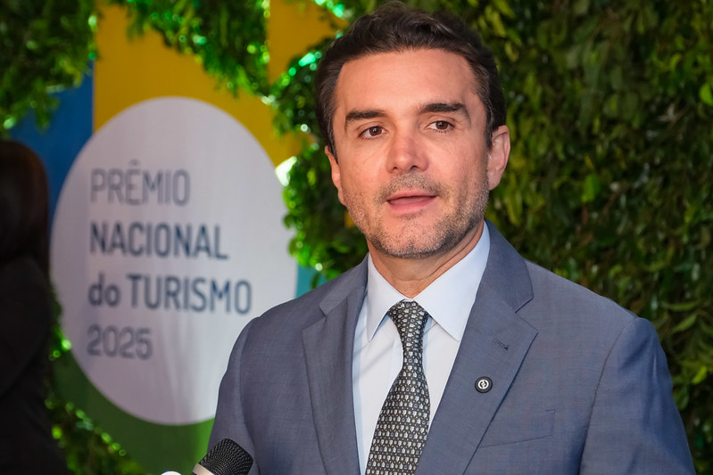 União Brasil expulsa Celso Sabino após ministro ignorar ordem de deixar governo Lula