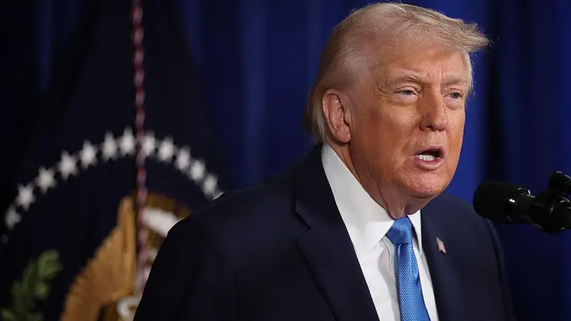 Trump afirma que EUA devem administrar a Venezuela e explorar petróleo por período indefinido