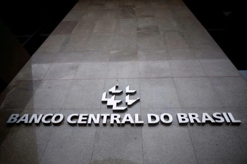 Déficit das contas externas chega a US$ 68,8 bilhões em 2025, maior nível em mais de uma década