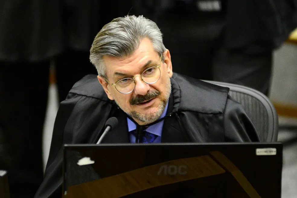 Ministro do STJ contesta denúncias e é alvo de novas apurações no CNJ