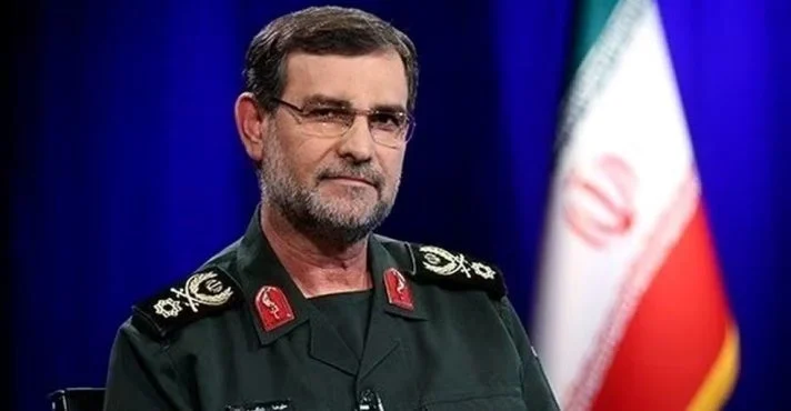 Irã confirma morte de comandante ligado ao fechamento do Estreito de Ormuz após ataque de Israel