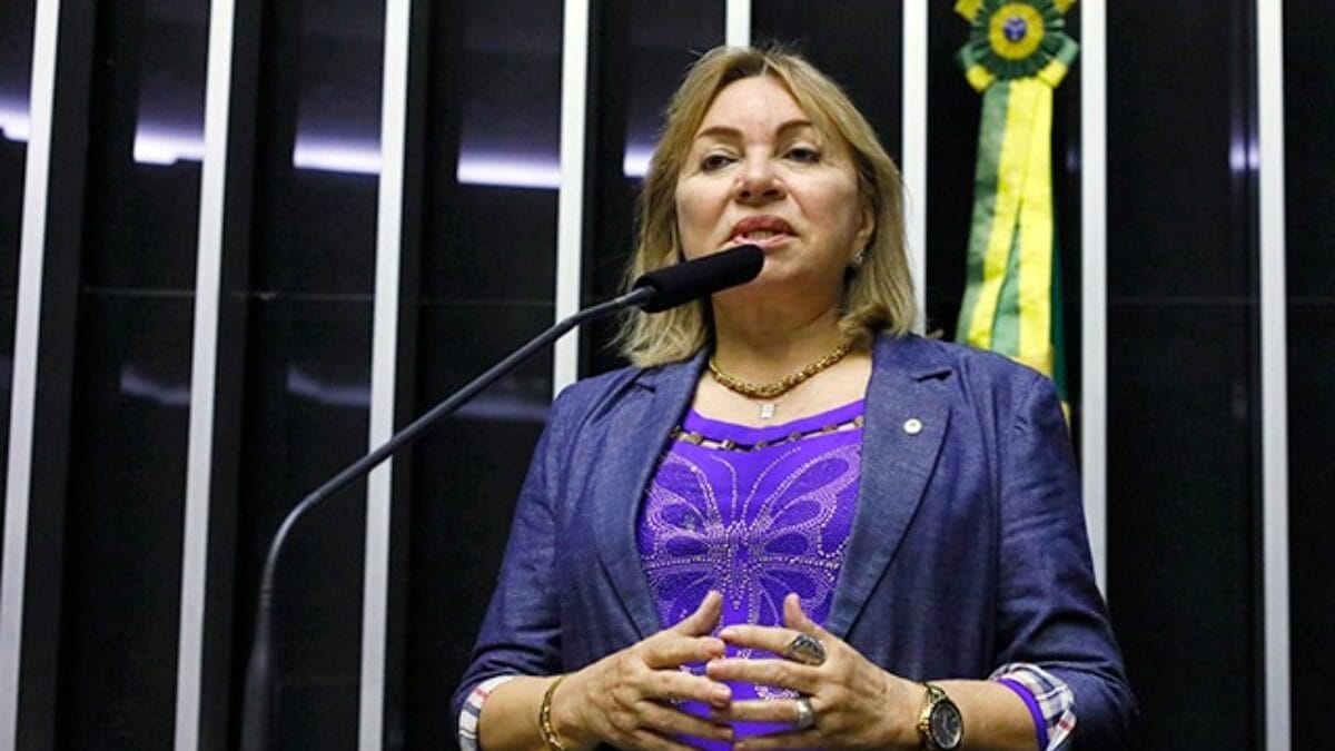 Operação da PF investiga fraudes no INSS e atinge deputada e servidores