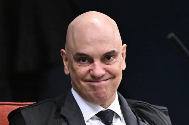 Moraes retoma ação do PT sobre delações em meio a caso Master e levanta debate sobre limites das investigações