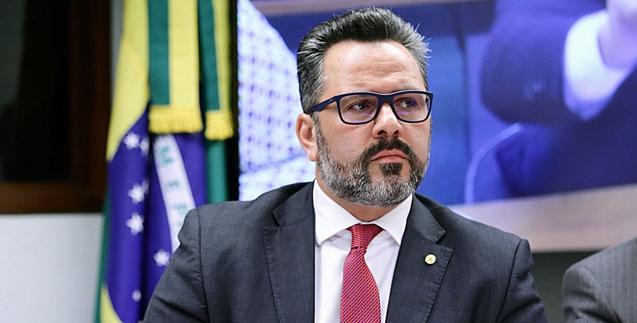 TRE mantém condenação de Alan Rick por propaganda eleitoral antecipada