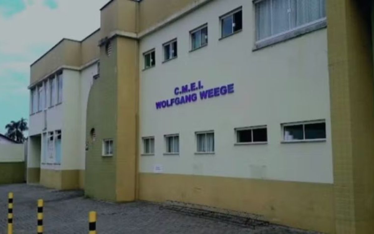 Pai leva bebê equivocada ao sair de creche e caso passa a ser investigado em SC
