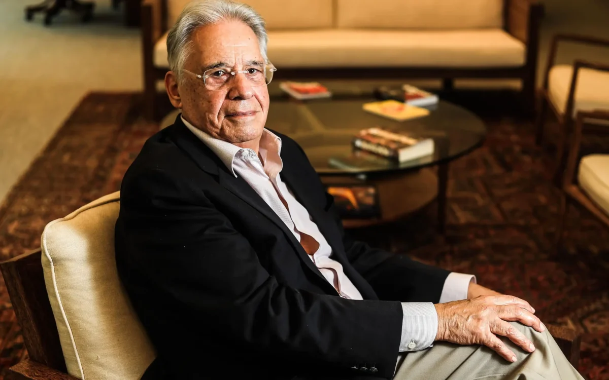 Justiça determina interdição de Fernando Henrique Cardoso