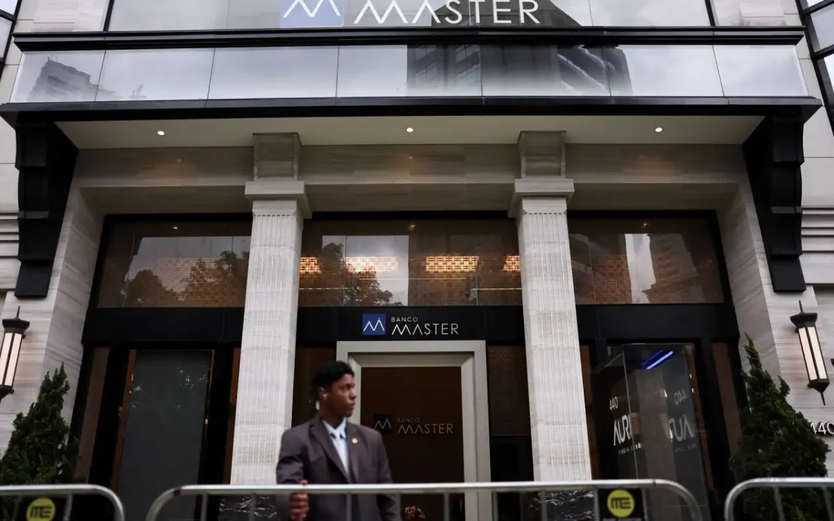 Banco Central determina liquidação de instituição financeira ligada ao grupo Master