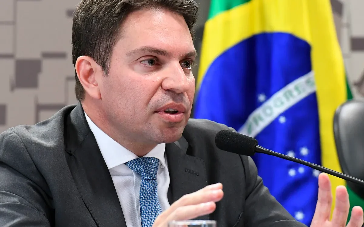 Ex-deputado Alexandre Ramagem é preso nos Estados Unidos por irregularidade migratória