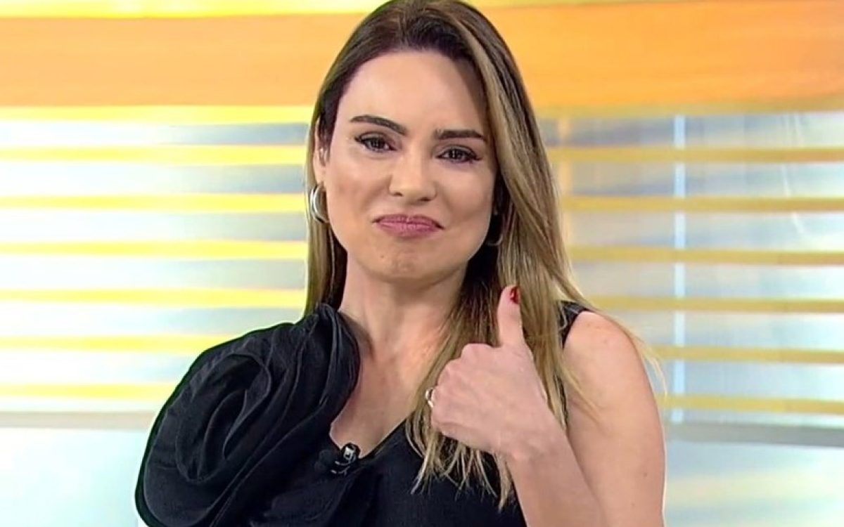 Rachel Sheherazade relata crise financeira e pede gratuidade na Justiça