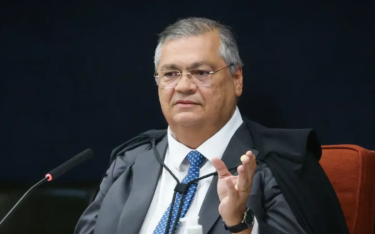 Ministro Flávio Dino encaminha à PF relatório da CGU sobre irregularidades em emendas PIX