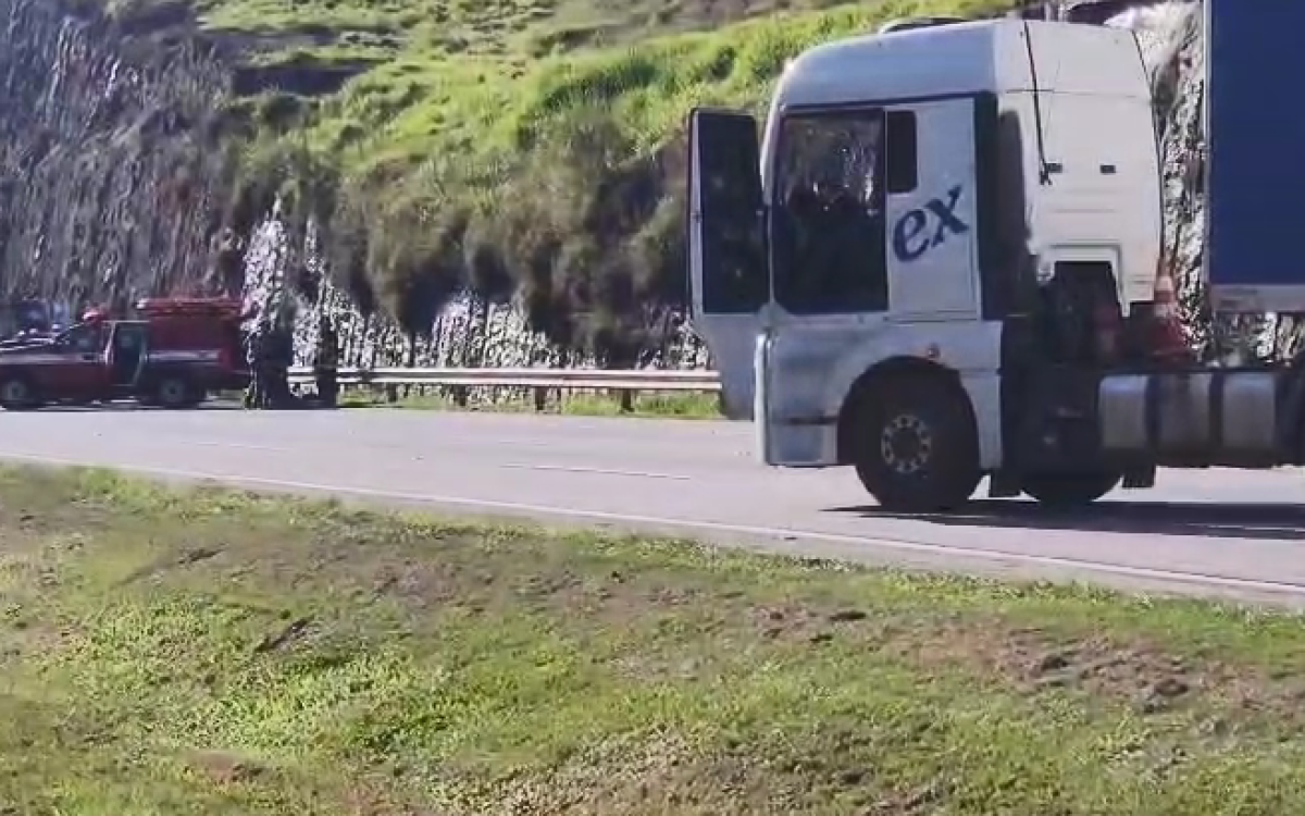 Motorista é feito refém e carreta bloqueia o Rodoanel na Grande São Paulo