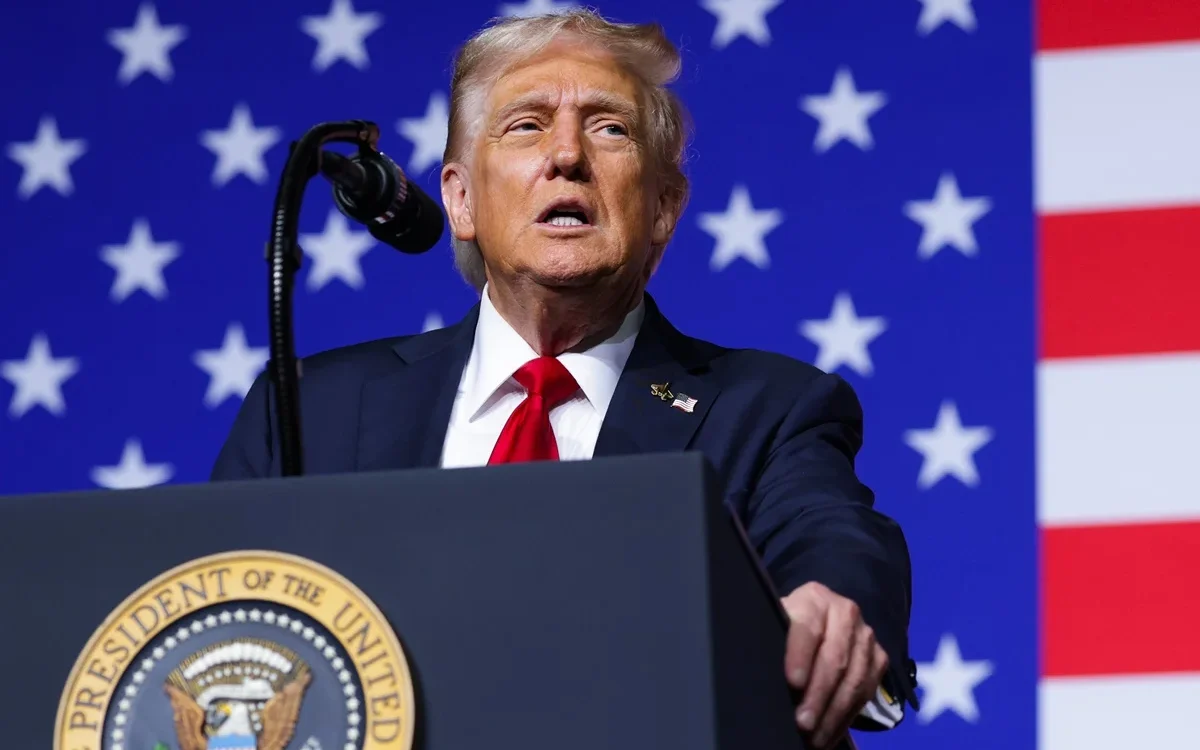 EUA enviam maior porta-aviões do mundo ao Caribe após declarações de Trump