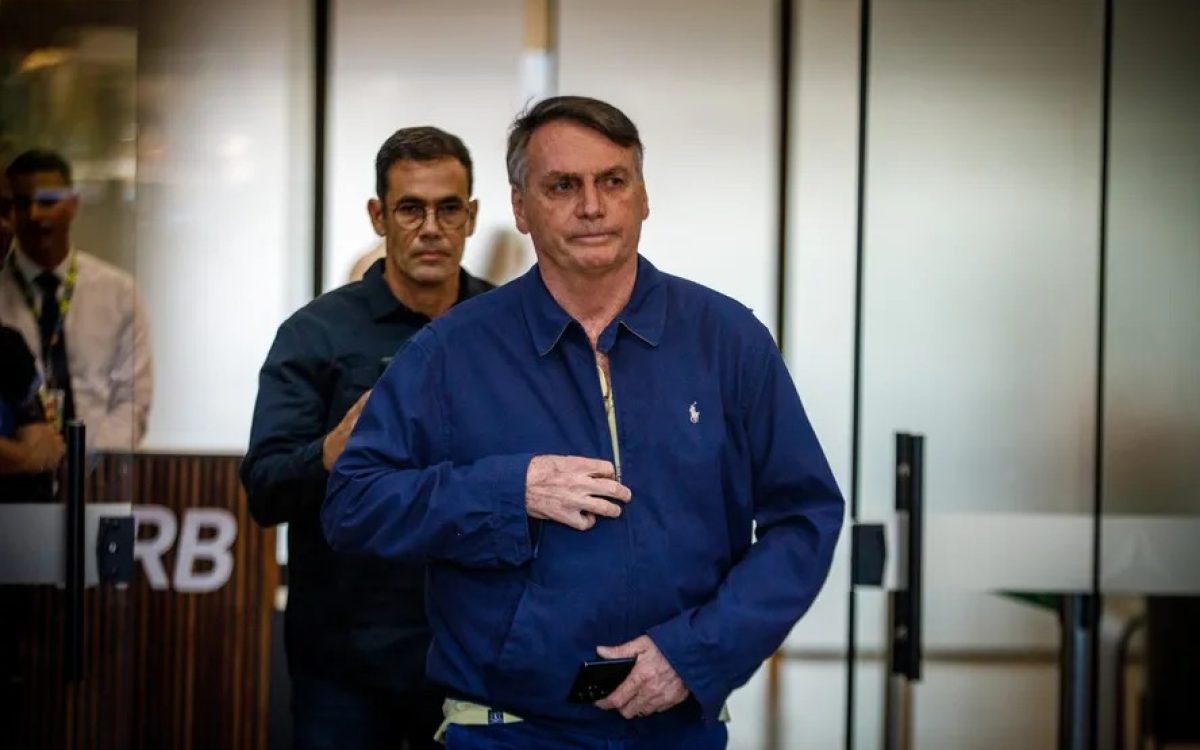 Bolsonaro pode cumprir etapa na prisão antes de regime domiciliar, avaliam aliados e investigadores