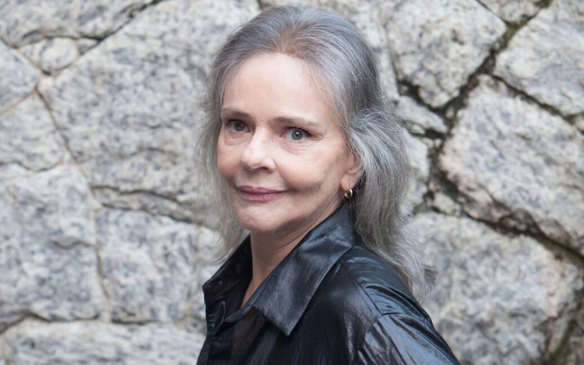 Morre a cantora Angela Ro Ro, aos 75 anos