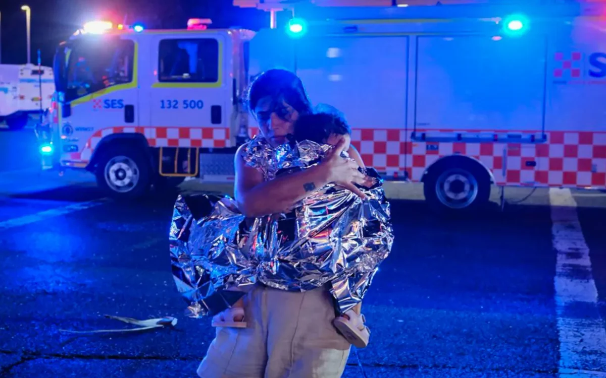 Governo australiano planeja recolher armas do país após atentado com 15 mortos