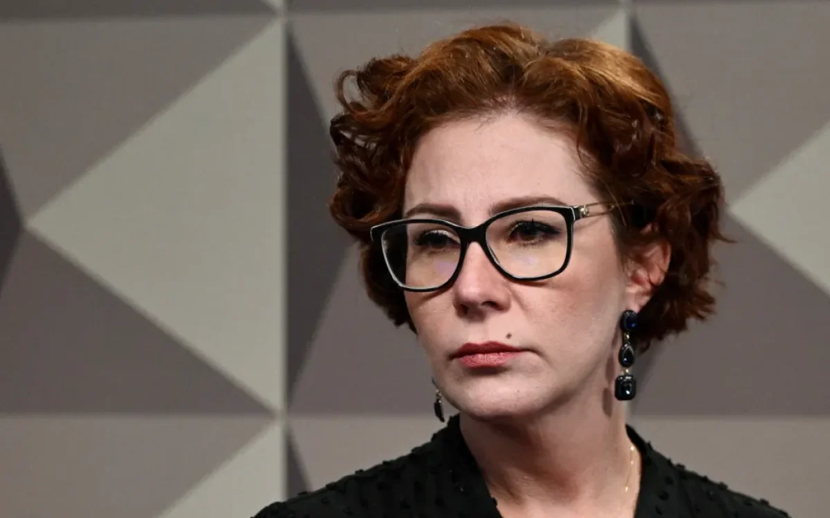 Justiça italiana se manifesta a favor da extradição de Carla Zambelli