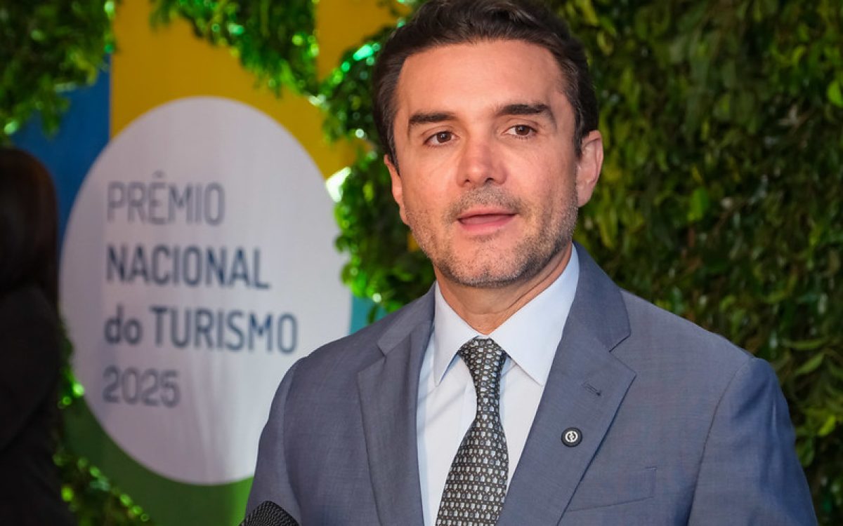 União Brasil expulsa Celso Sabino após ministro ignorar ordem de deixar governo Lula