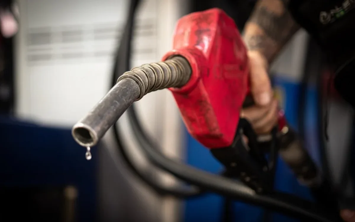 Acre adere a proposta do governo para conter alta do diesel; 19 estados já sinalizam apoio