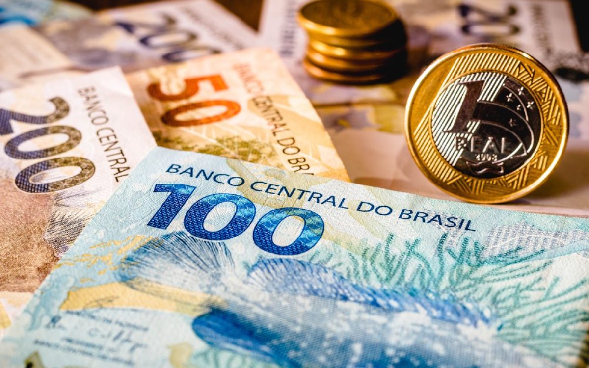 Real perde 87% do valor em 30 anos