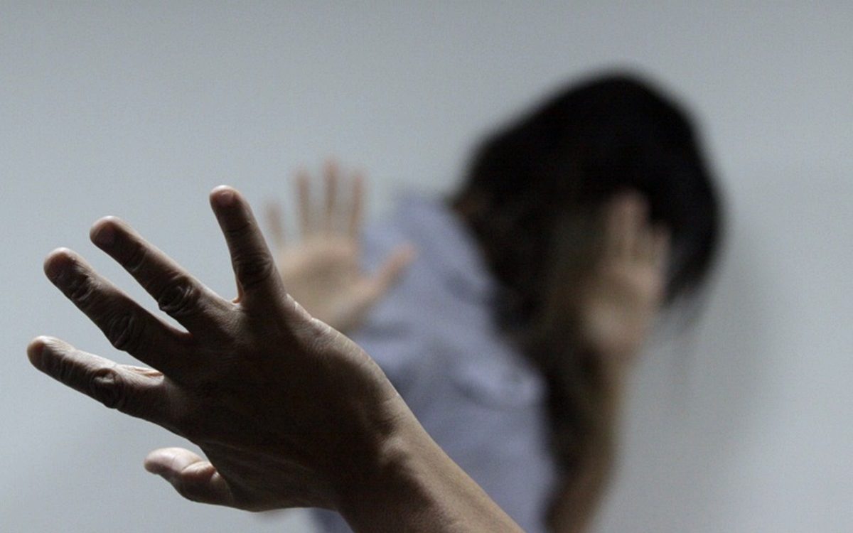 92% das agressões contra mulheres ocorrem diante de testemunhas, revela pesquisa